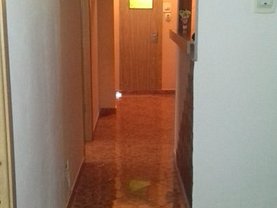 Apartament de vânzare 3 camere, în Magurele