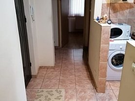 Apartament de vânzare 3 camere, în Bucuresti, zona Vacaresti