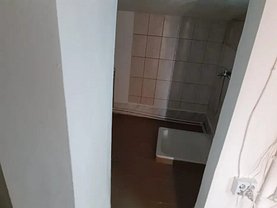 Casa de închiriat 3 camere, în Chitila, zona Nord-Est