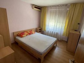 Apartament de vânzare 3 camere, în Bucureşti, zona Moşilor