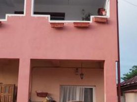 Casa de vânzare 8 camere, în Voluntari, zona Nord-Est