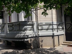 Casa de vânzare 7 camere, în Bucureşti, zona Dacia