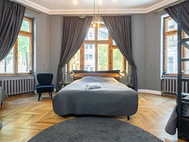 Apartament de vânzare 2 camere, în Bucureşti, zona Universitate