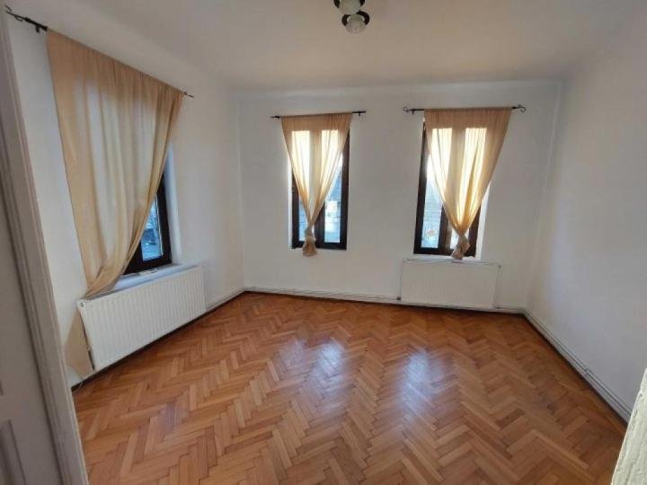 Birou in Vila | 3 Camere | Unirii - Marasesti - Tineretului