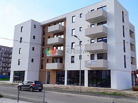 Închiriere spaţiu comercial
