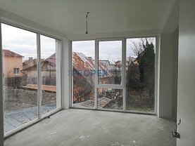 Casa de închiriat 8 camere, în Târgovişte, zona Central