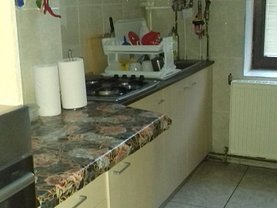 Casa de închiriat 5 camere, în Bucuresti, zona Calea Calarasilor