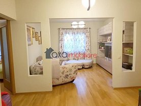 Apartament de vânzare 4 camere, în Cluj-Napoca, zona Mănăştur