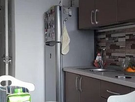 Apartament de vânzare 3 camere, în Bucureşti, zona Rahova