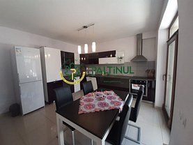 Casa de închiriat 4 camere, în Sibiu, zona Central