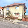 Casa de vânzare 6 camere, în Sibiu, zona Calea Poplăcii