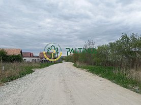 Teren agricol de vânzare, în Cristian, zona Central