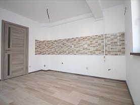 Apartament de vânzare 3 camere, în Iasi, zona Tatarasi