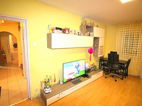 Apartament de vânzare 3 camere, în Bucureşti, zona Giurgiului