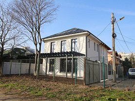 Casa de vânzare 4 camere, în Bucureşti, zona Tineretului