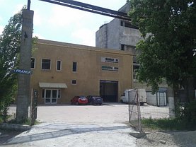 Vânzare spaţiu industrial