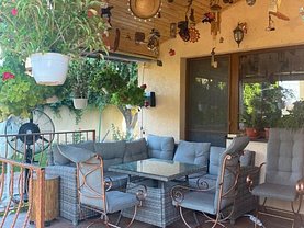 Casa de vânzare 5 camere, în Pantelimon, zona Central