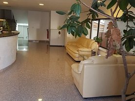 Închiriere spaţiu comercial