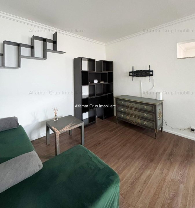 Apartament cu 4 camere Militari- Apusului
