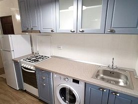 Apartament de închiriat 3 camere, în Cluj-Napoca, zona Manastur