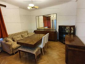 Apartament de vânzare 3 camere, în Bucureşti, zona Unirii