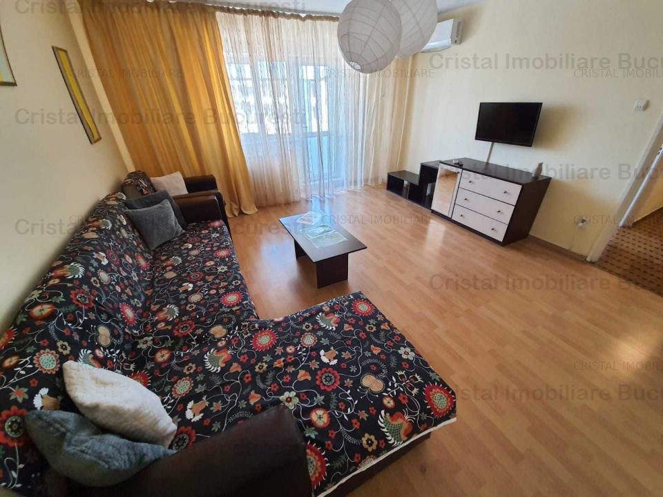 Inchiriez apartament 2 camere zona Unirii, in spatele magazinului Unirea