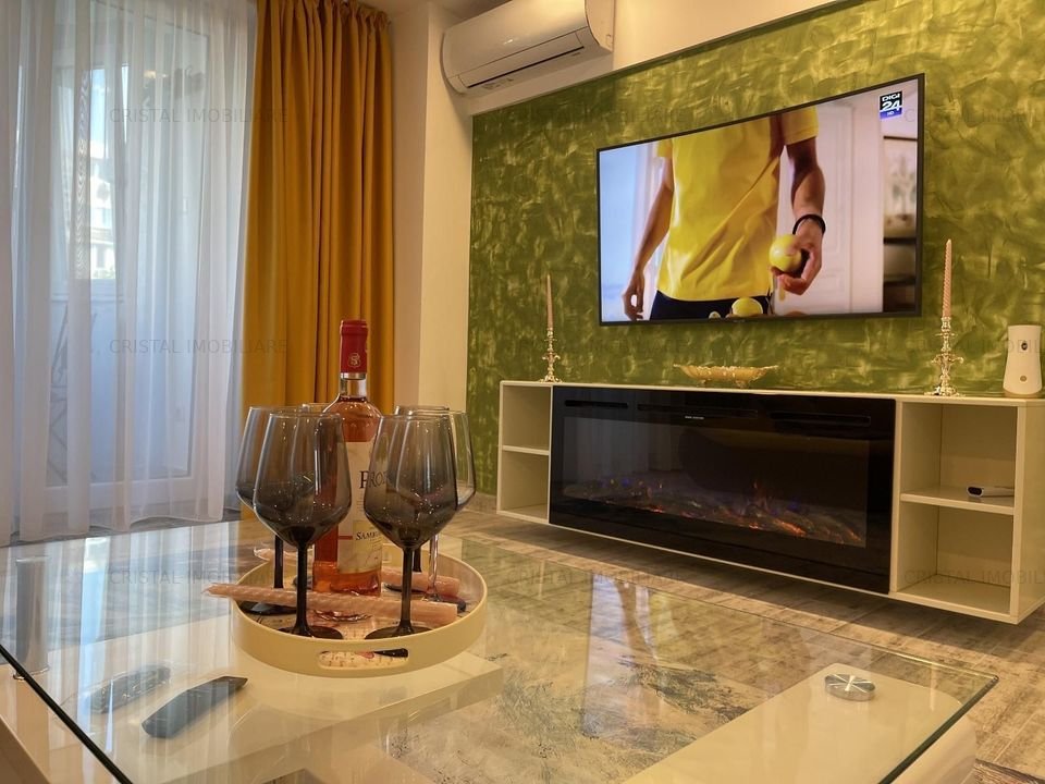 Inchiriez apartament 2 camere, zona Piata Alba Iulia, dotat cu boiler, A/C