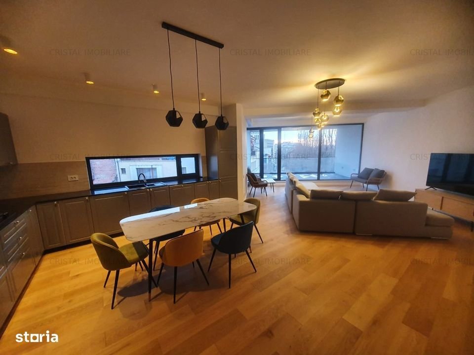 De vanzare Apartament zona ultracentrala LUX***** sect 1