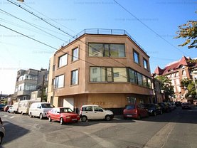 Casa de vânzare sau de închiriat 5 camere, în Bucuresti, zona Vatra Luminoasa