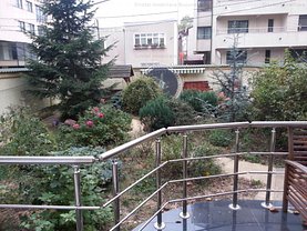 Casa de vânzare sau de închiriat 8 camere, în Bucuresti, zona Dorobanti