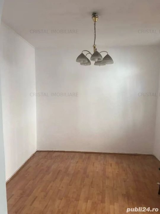 De vanzare casa 2 camere zona Grivita sect 1