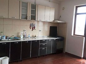 Apartament de închiriat 3 camere, în Ghimbav, zona Ghimbav Livada