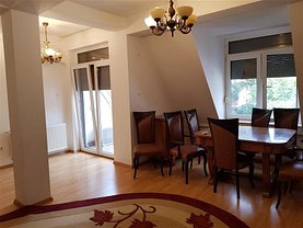 Apartament de închiriat 3 camere, în Bucuresti, zona Central