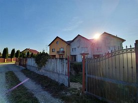 Casa de vânzare 5 camere, în Sanpetru, zona Central