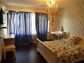 Casa de închiriat 6 camere, în Sanpetru, zona Central