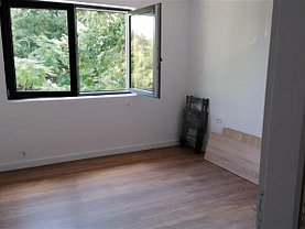 Casa de vânzare 4 camere, în 1 Decembrie, zona Central