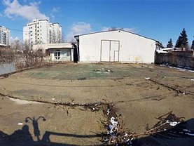 Vânzare spaţiu industrial