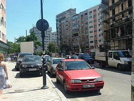 Închiriere spaţiu comercial