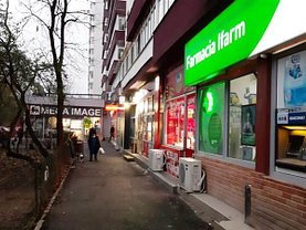 Vânzare spaţiu comercial
