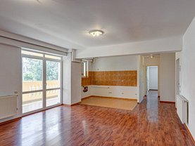 Apartament de vânzare 3 camere, în Bucureşti, zona Titan