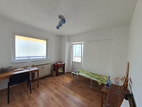 Apartament de vânzare 4 camere, în Bucureşti, zona Unirii