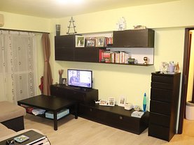 Apartament de vânzare 3 camere, în Bucureşti, zona Militari