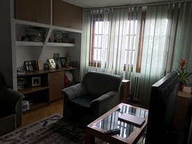 Apartament de vânzare 3 camere, în Bucureşti, zona Militari