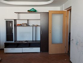 Apartament de vânzare 3 camere, în Piteşti, zona Negru Vodă