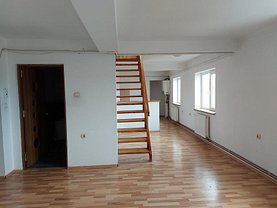 Apartament de vânzare 3 camere, în Piteşti, zona Găvana 3