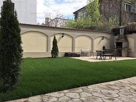 Casa de închiriat 14 camere, în Bucuresti, zona Capitale