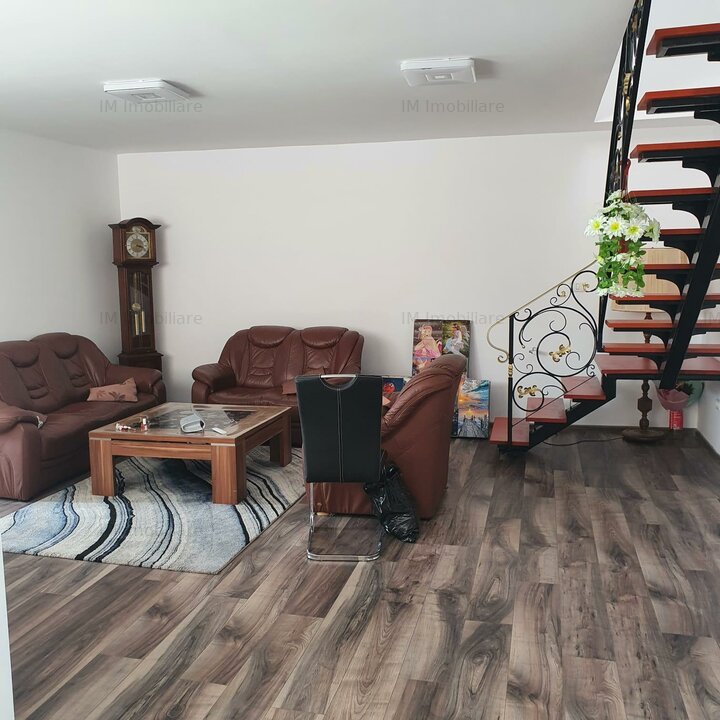 Becicherecu  Mic –  Casa  Individuala  6  Camere – Teren