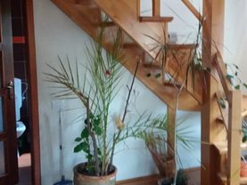 Casa de închiriat 3 camere, în Iaşi, zona Sărărie