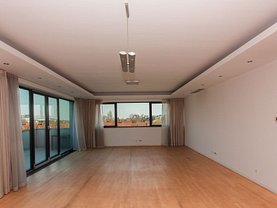 Apartament de închiriat 4 camere, în Bucuresti, zona Floreasca