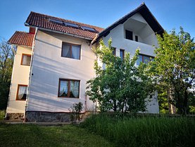 Casa de vânzare 4 camere, în Slanic